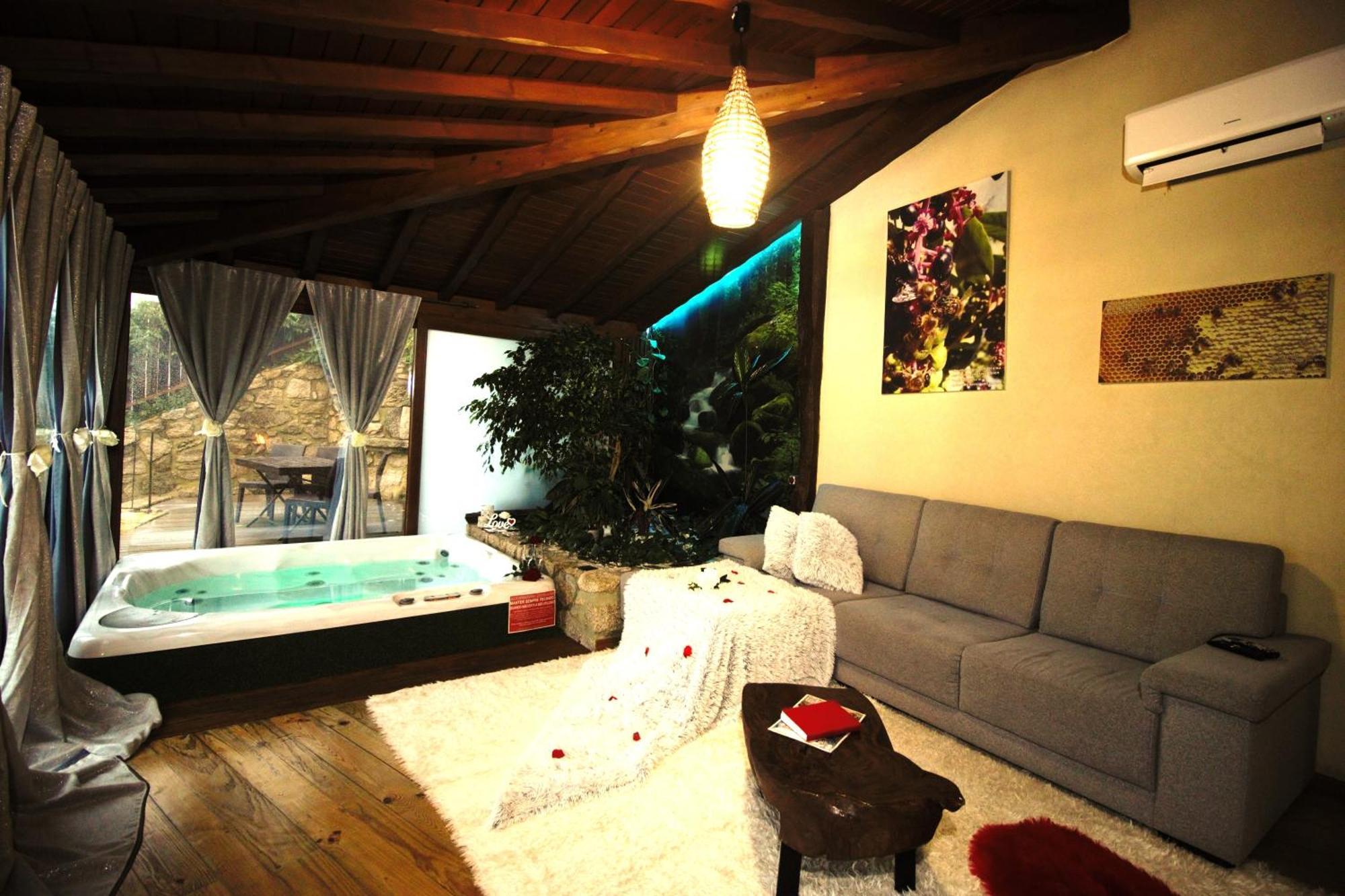 Отель Casa Favo De Mel - Jacuzzi Privado & Lareira - Piscina Аркуш-ди-Валдевеш Экстерьер фото